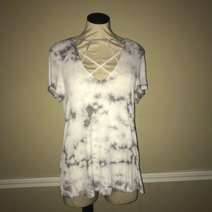 AMERICAN EAGLE white & grey tie-dyed soft t-shirt!